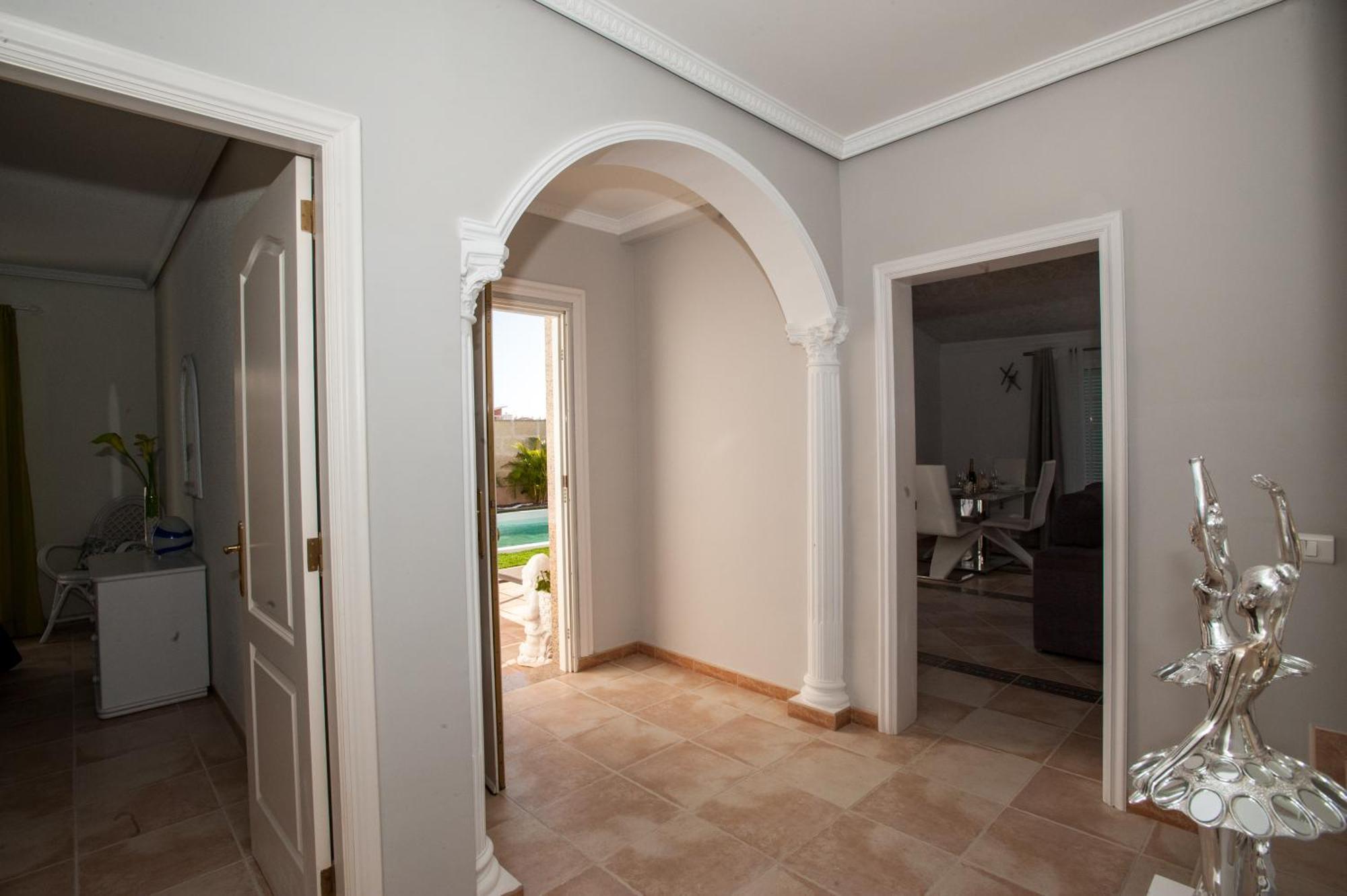 Villa Vanesa Luxury Private Villa With A Heated Pool, 4 Bedrooms And 4 Bathrooms Costa Adeje  Buitenkant foto