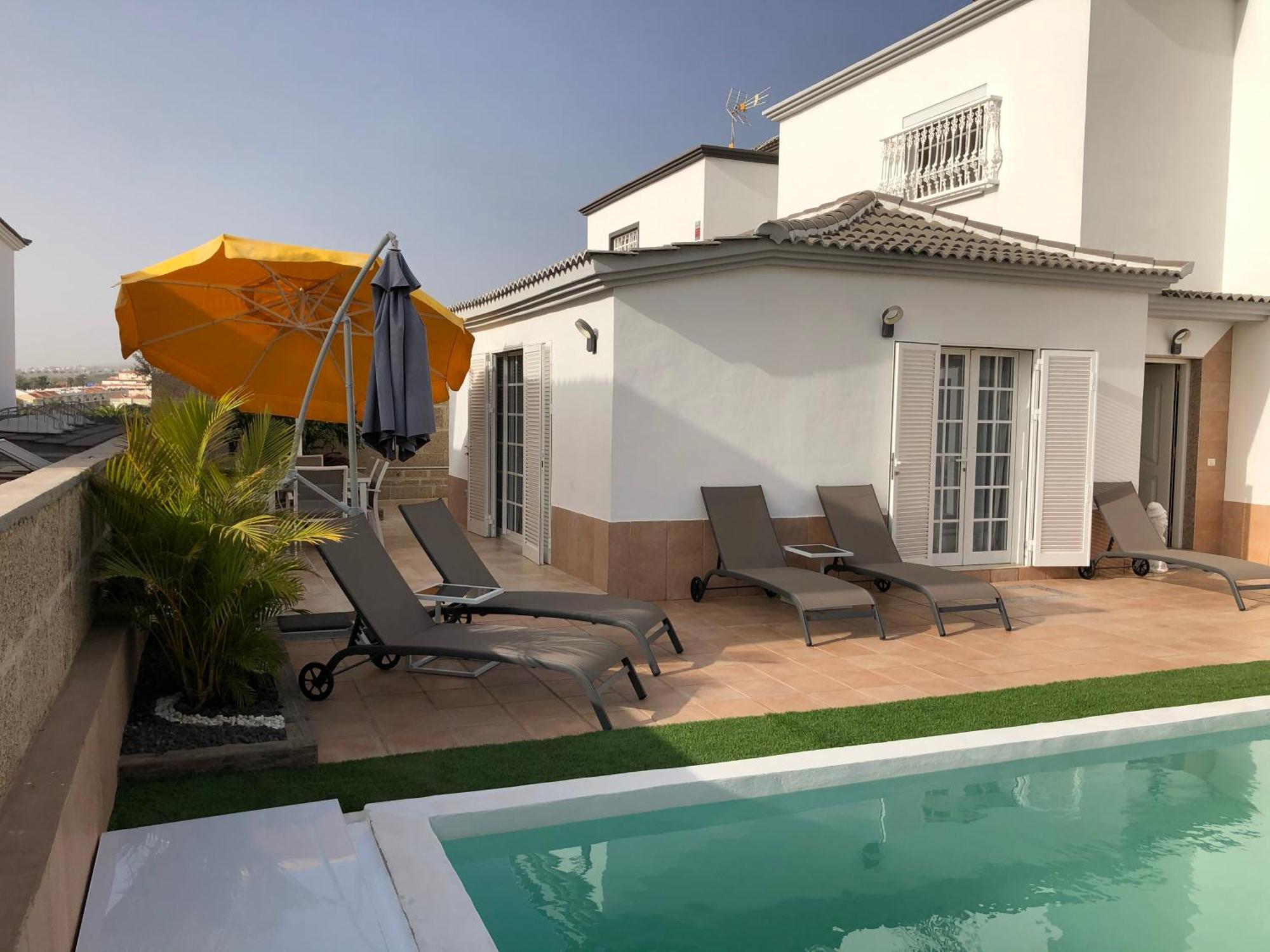 Villa Vanesa Luxury Private Villa With A Heated Pool, 4 Bedrooms And 4 Bathrooms Costa Adeje  Buitenkant foto