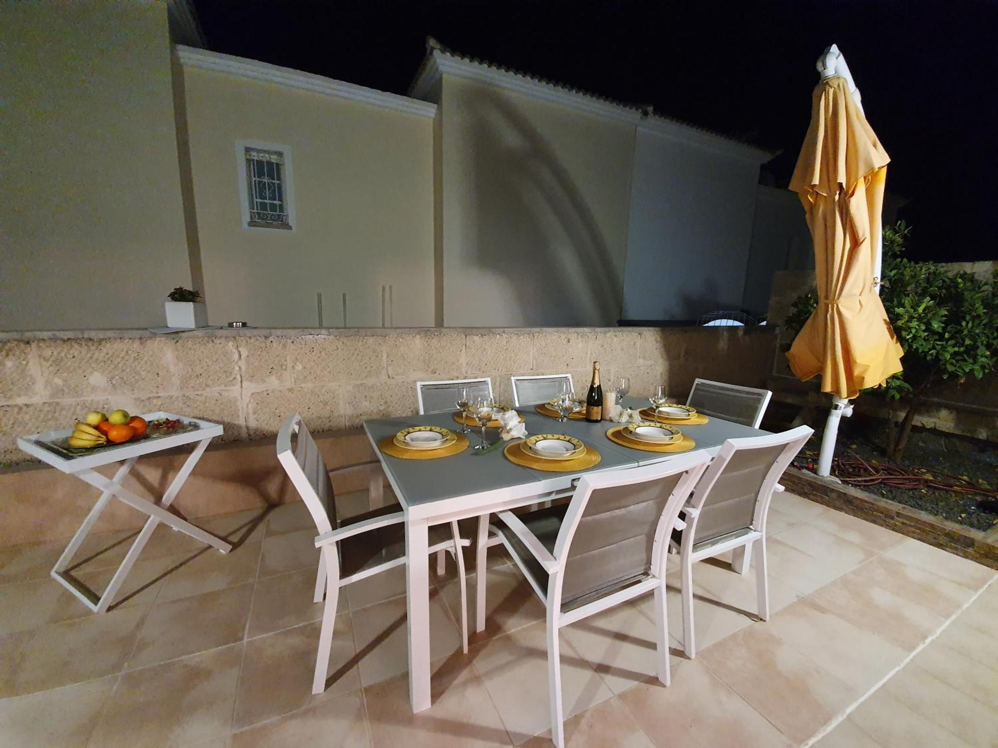 Villa Vanesa Luxury Private Villa With A Heated Pool, 4 Bedrooms And 4 Bathrooms Costa Adeje  Buitenkant foto