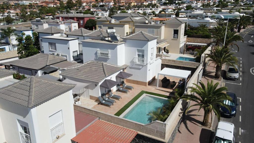 Villa Vanesa Luxury Private Villa With A Heated Pool, 4 Bedrooms And 4 Bathrooms Costa Adeje  Buitenkant foto